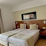 Hotel Be One - By Mhmb Hospitality Caldas Da Rainha