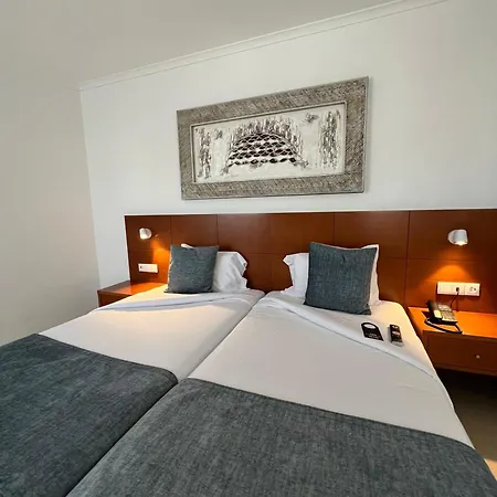 Be One - By Mhmb Hospitality Hotel Caldas Da Rainha