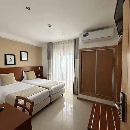 Be One Hotel Caldas Da Rainha - By Mhmb Collection Hotel