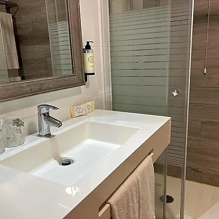 Be One - By Mhmb Hospitality Szálloda 3*